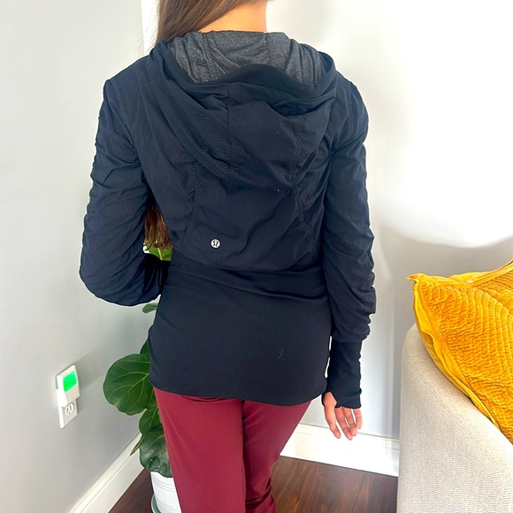 Lululemon Jacket - Picture 2 of 3